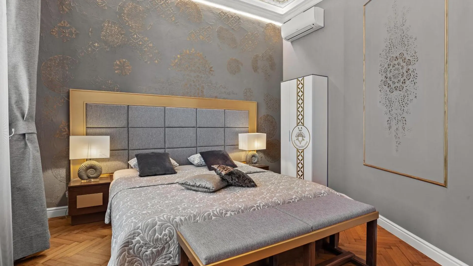 Villa Muenz Luxurious Residence Póla Horvátország